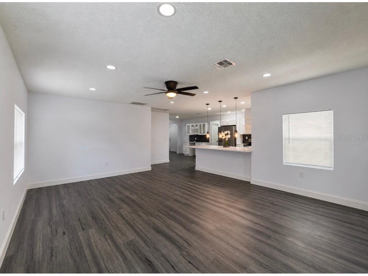 4220 E Eva Street Tampa FL 33617 TB8519216 image11