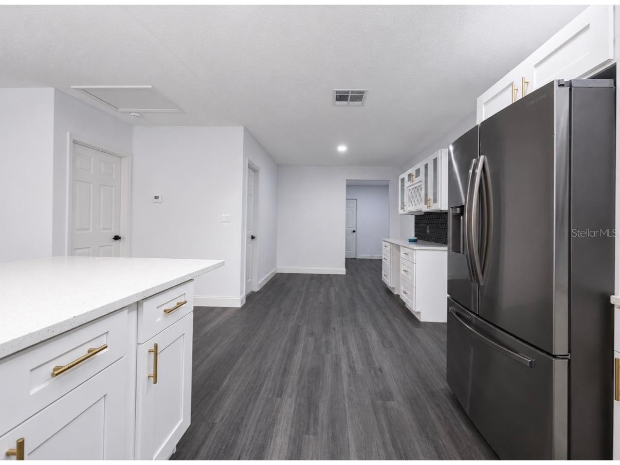 4220 E Eva Street Tampa FL 33617 TB8519216 image14