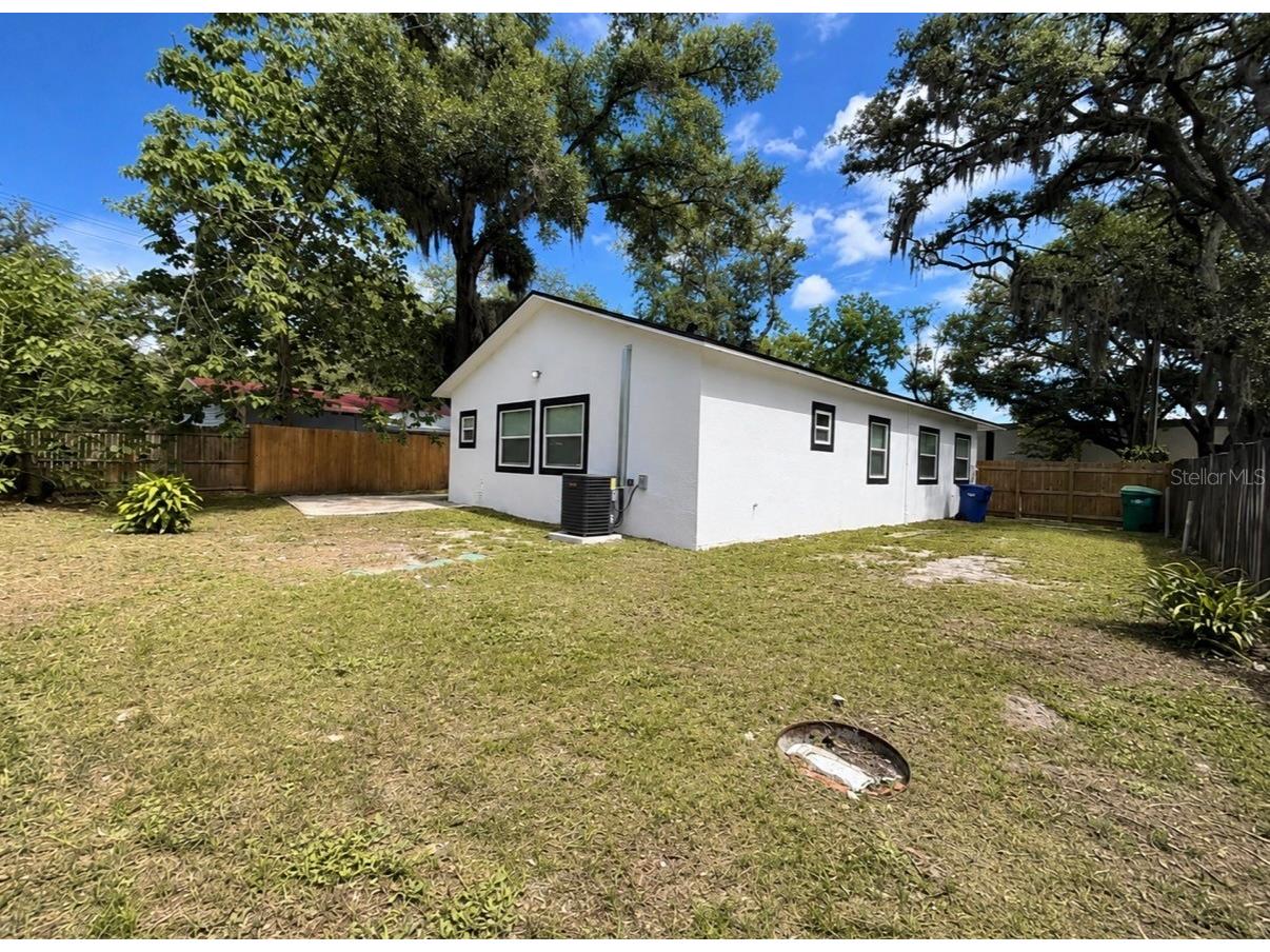 4220 E Eva Street Tampa FL 33617 TB8519216 image4