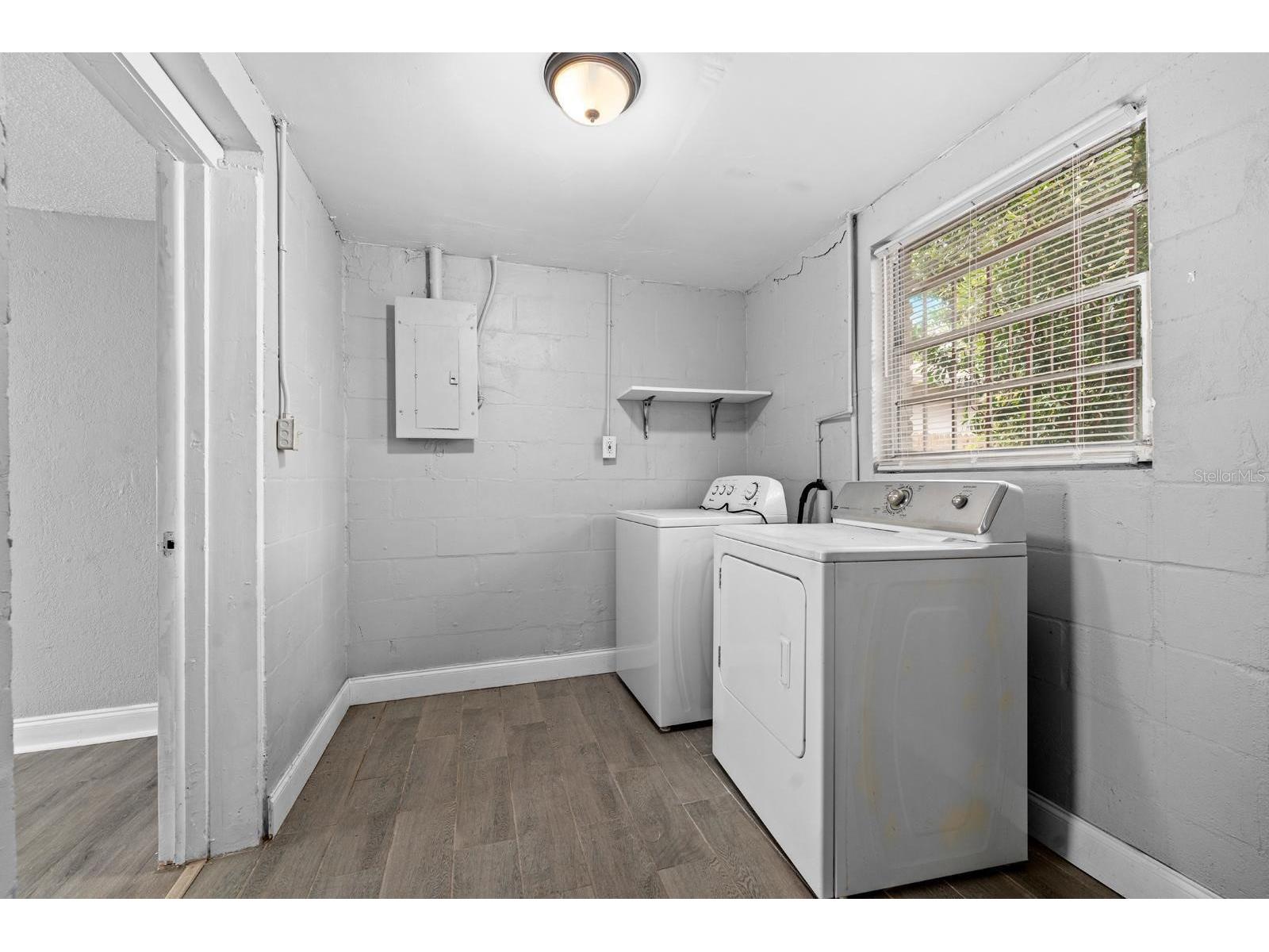 4220 E Powhatan Avenue Tampa FL 33610 TB8473544 image12