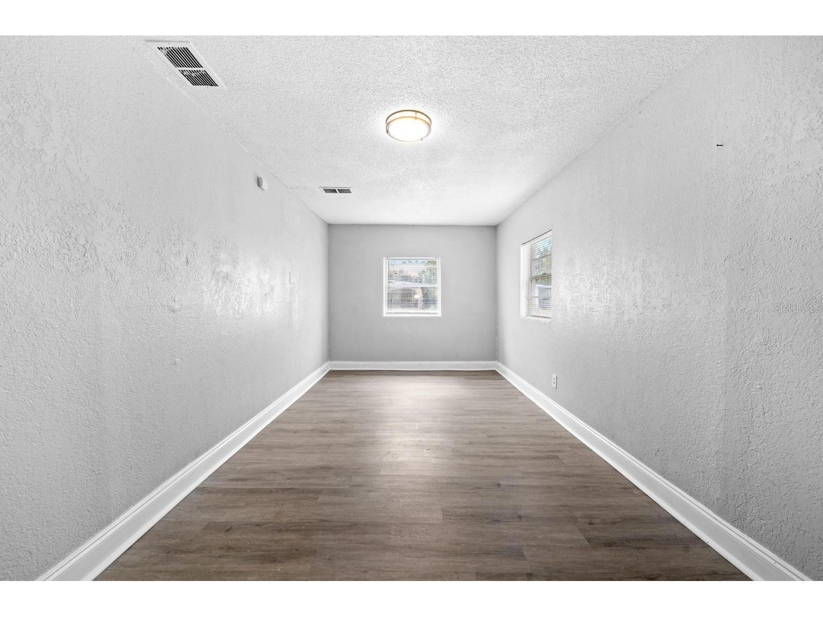 4220 E Powhatan Avenue Tampa FL 33610 TB8473544 image13