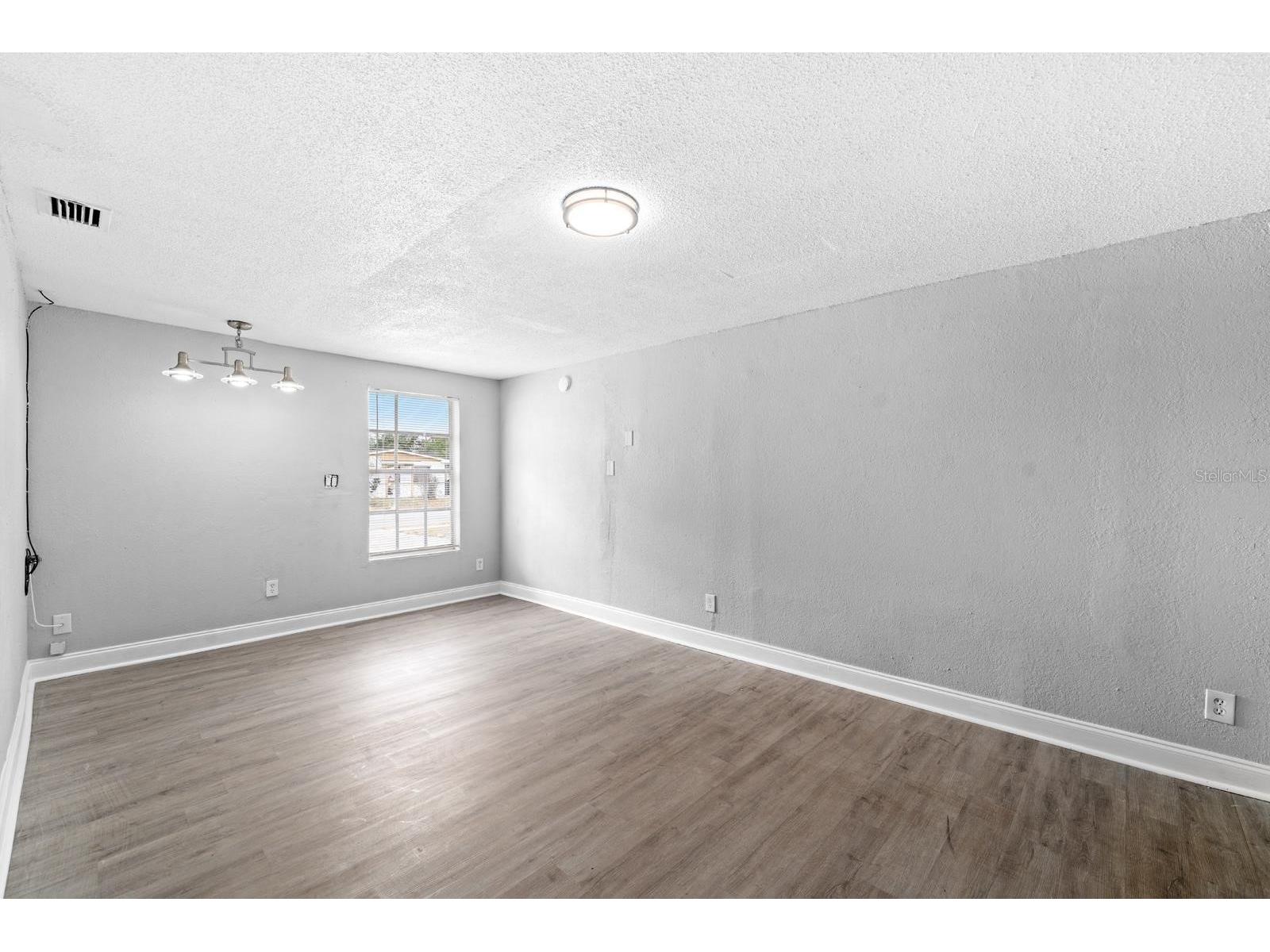 4220 E Powhatan Avenue Tampa FL 33610 TB8473544 image18