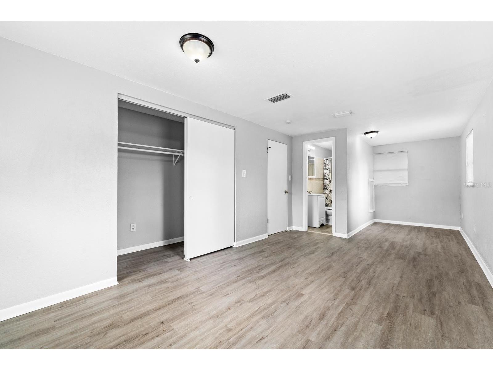 4220 E Powhatan Avenue Tampa FL 33610 TB8473544 image9