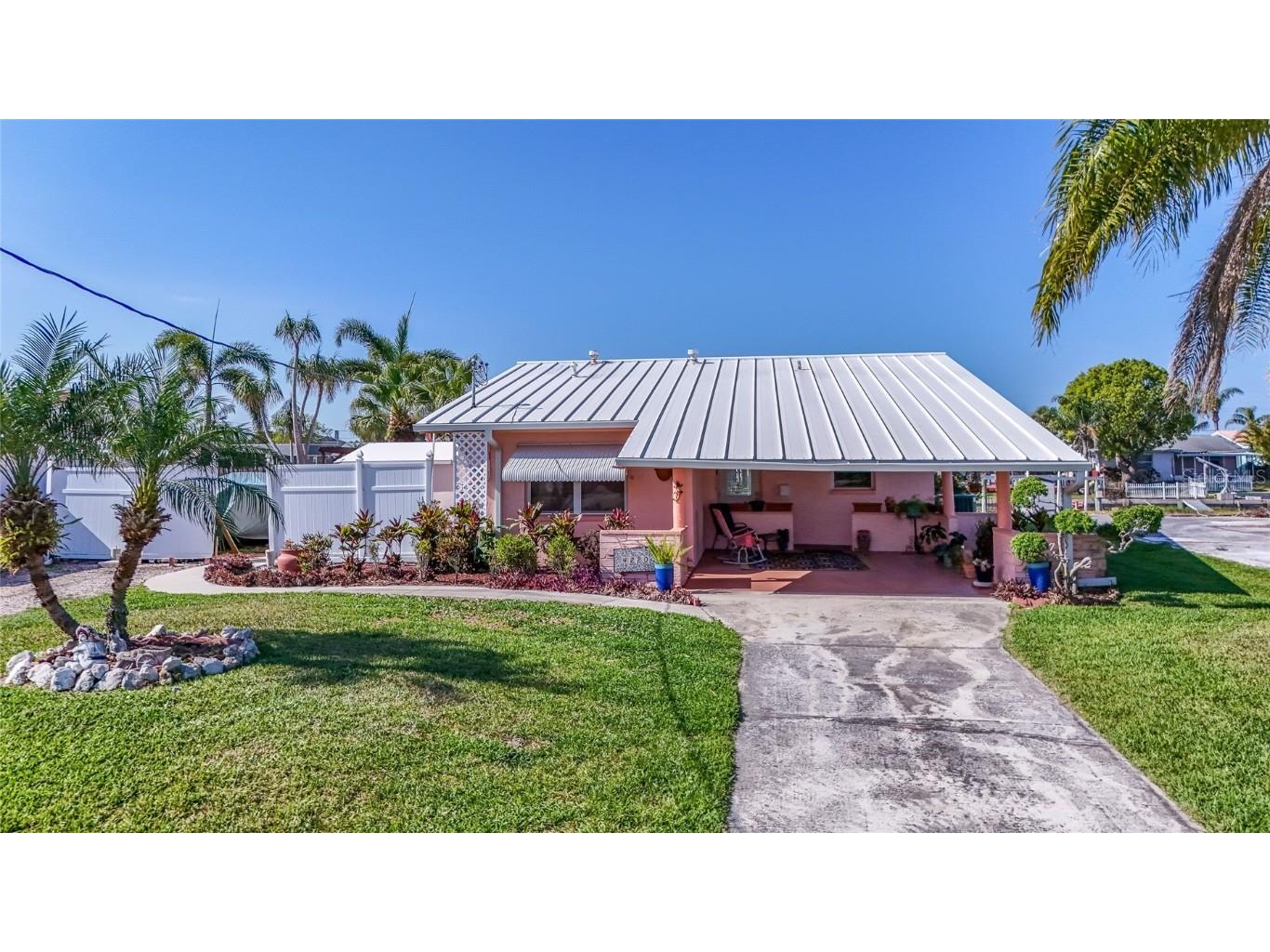 4220 Floramar Terrace New Port Richey FL 34652 - GULF OF MEXICO TB8374301 image1