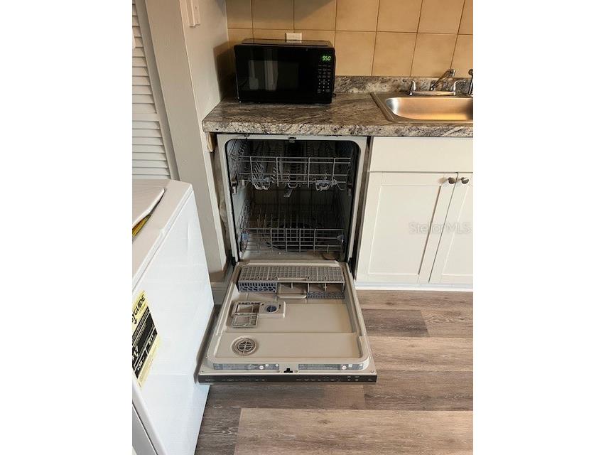 4220 La Dega Court Tampa FL 33611 TB8487759 image7