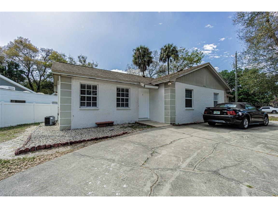 4220 N Manhattan Avenue Tampa FL 33614 U8154502 image1