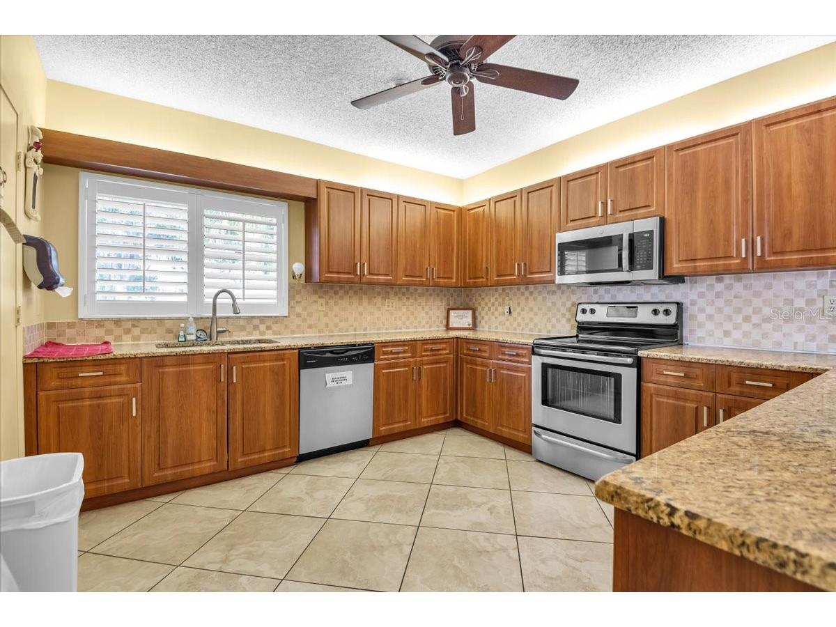 4220 Pinebrook Circle #11 Bradenton FL 34209 A4697727 image45
