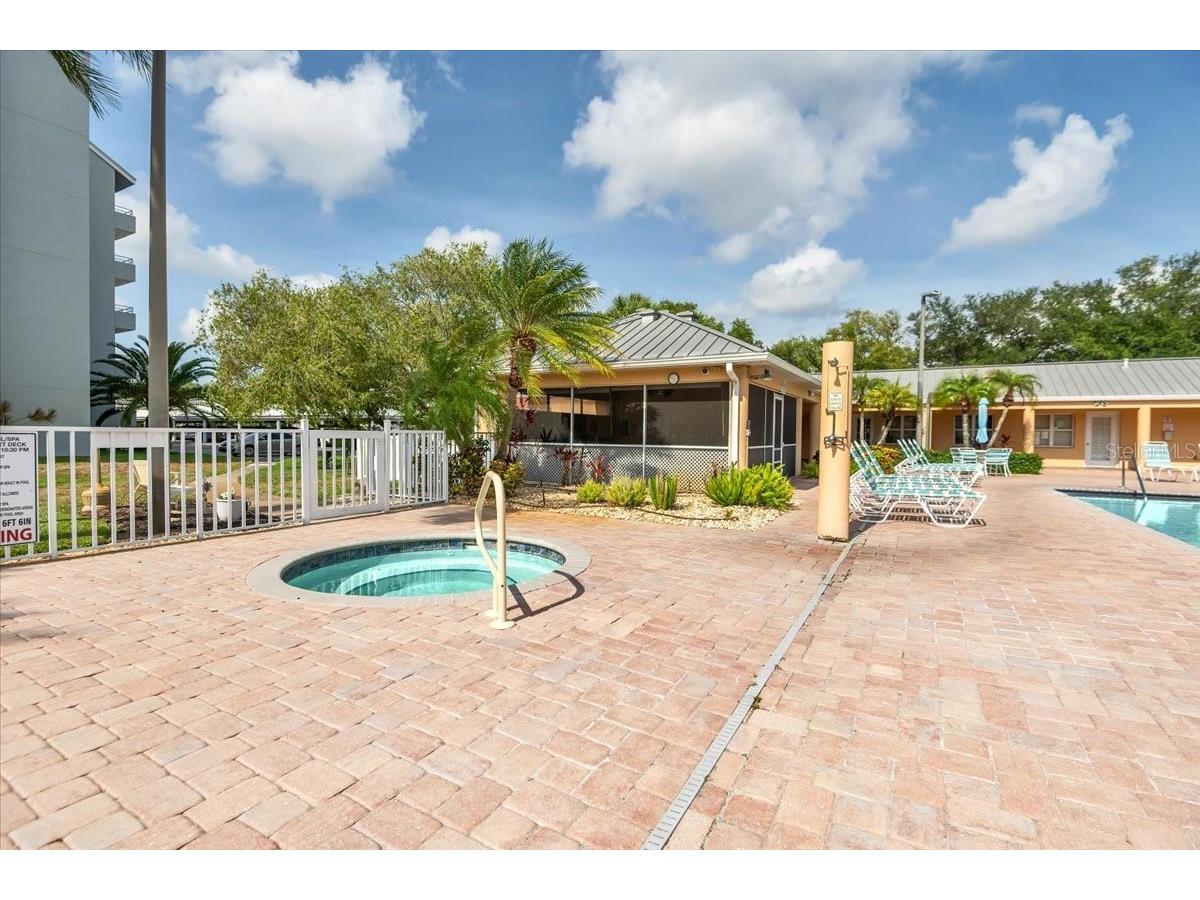 4220 Pinebrook Circle #11 Bradenton FL 34209 A4697727 image50