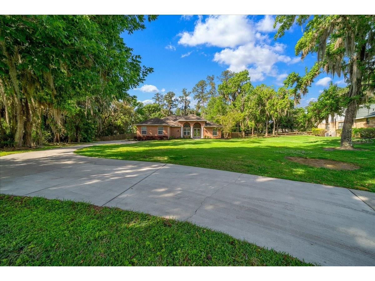 4220 SW 20th Avenue Ocala FL 34471 OM722887 image1