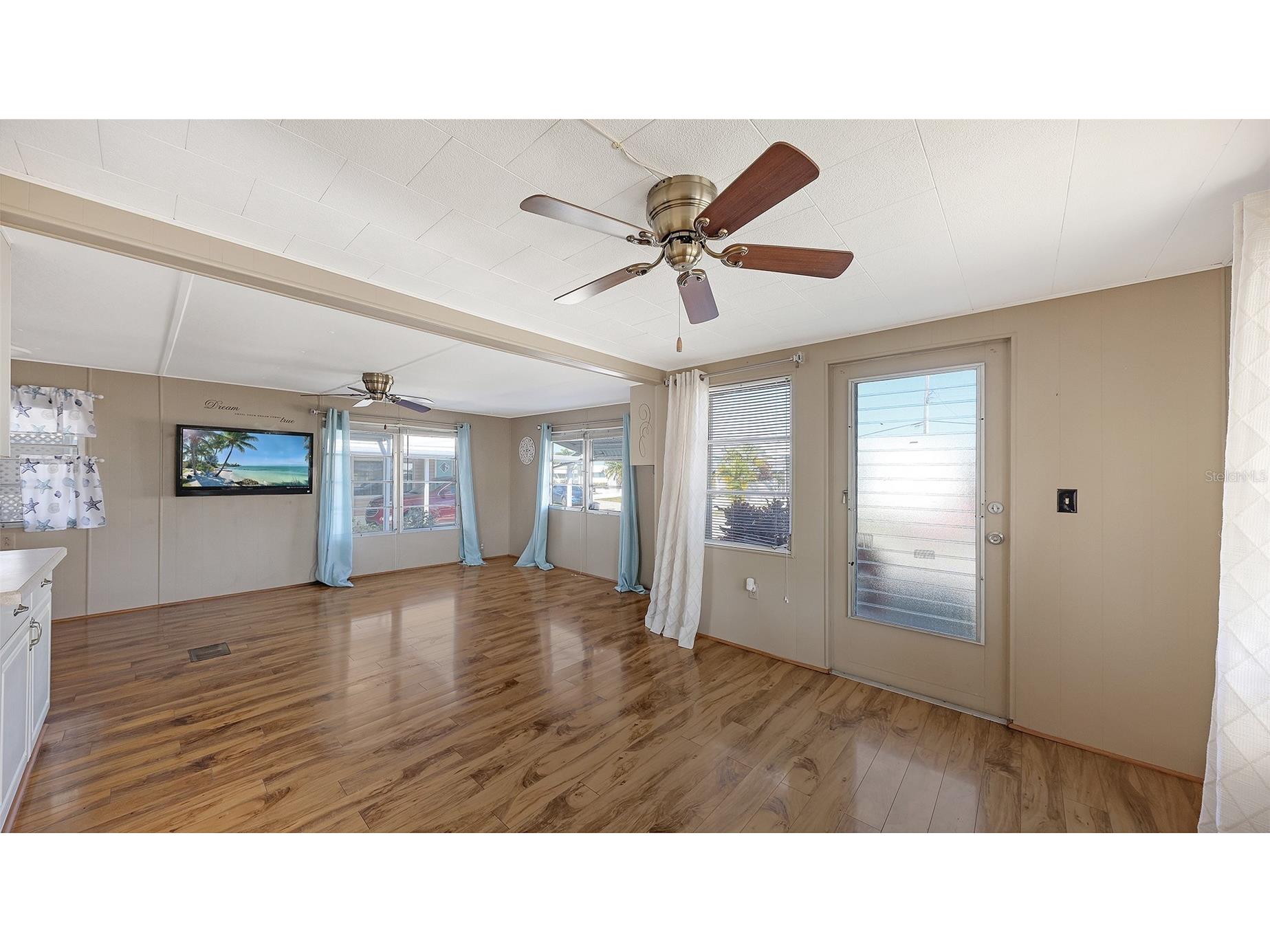 4221 11th Street E Ellenton FL 34222 A4678959 image9