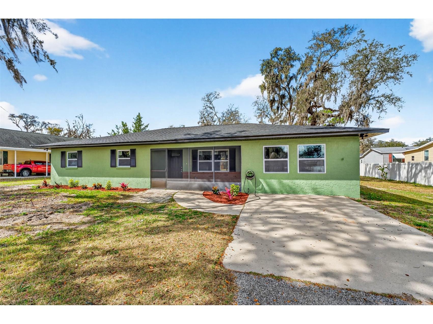 4221 Burrows Road Zephyrhills FL 33542 TB8482689 image1