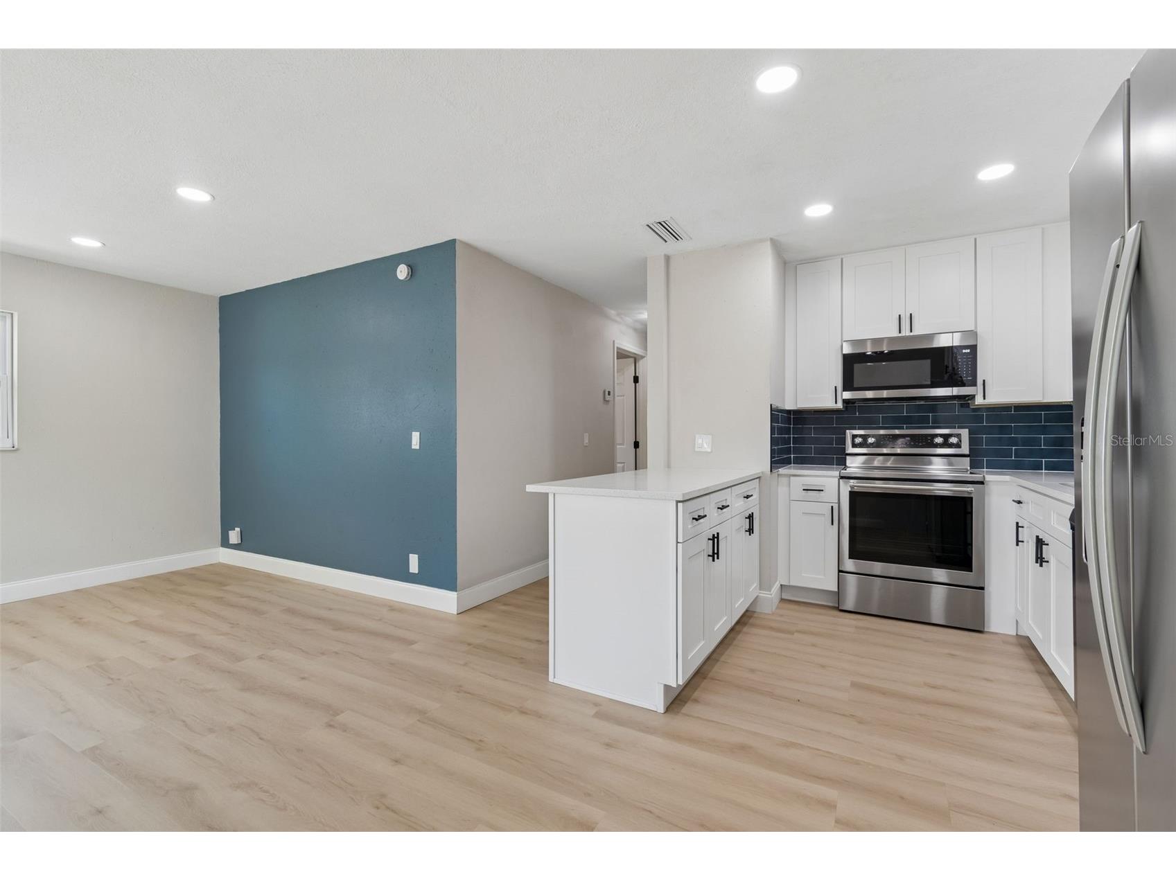 4221 Empire Place Tampa FL 33610 TB8504246 image14