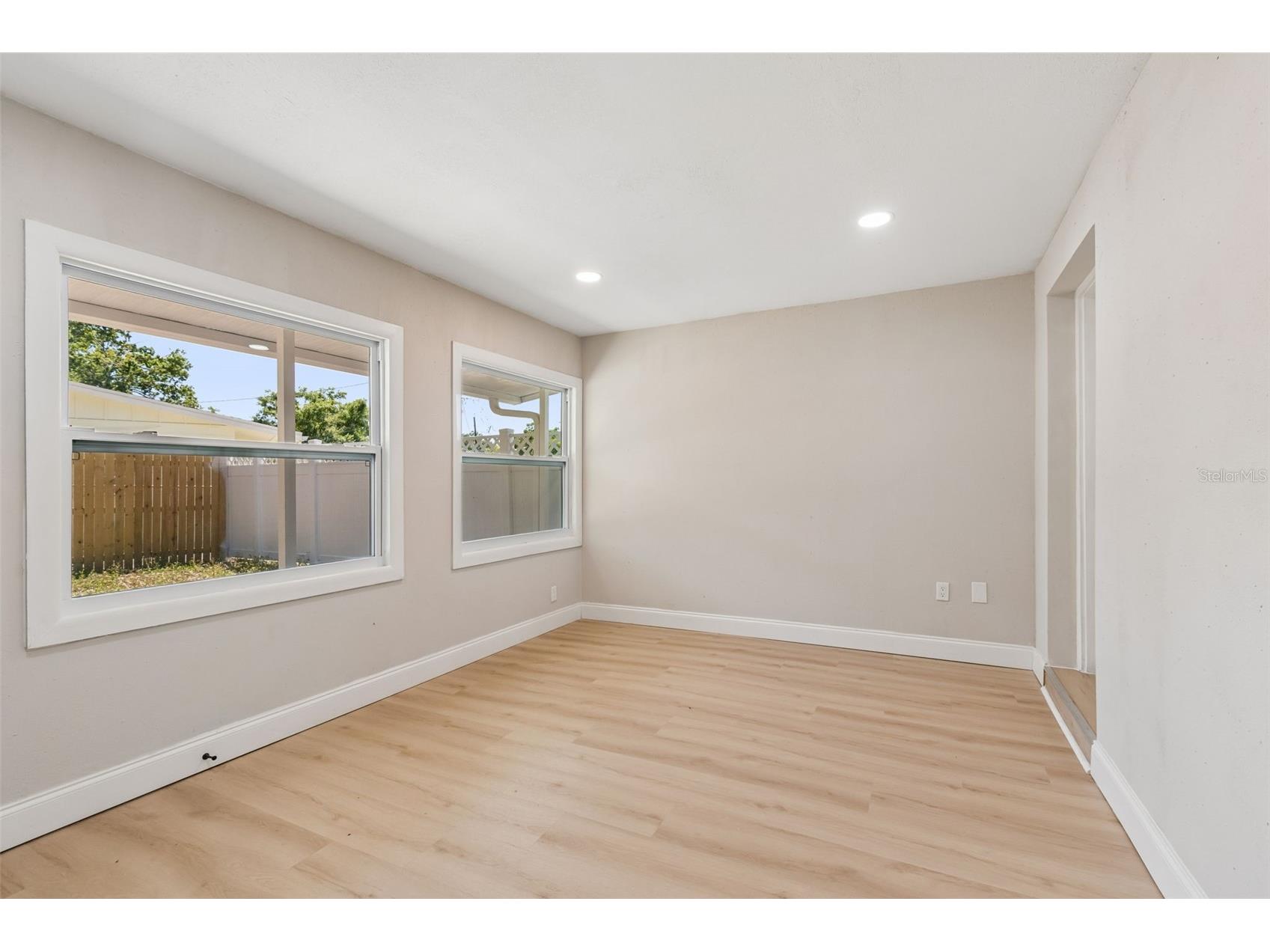 4221 Empire Place Tampa FL 33610 TB8504246 image23