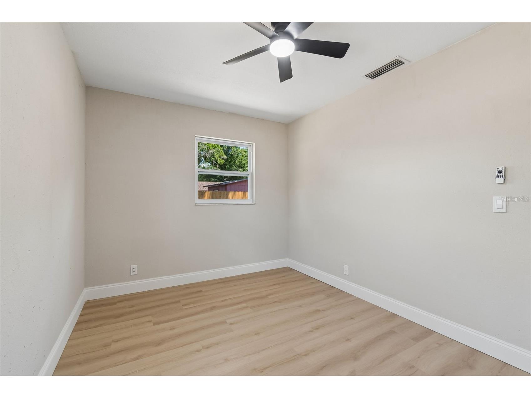 4221 Empire Place Tampa FL 33610 TB8504246 image25