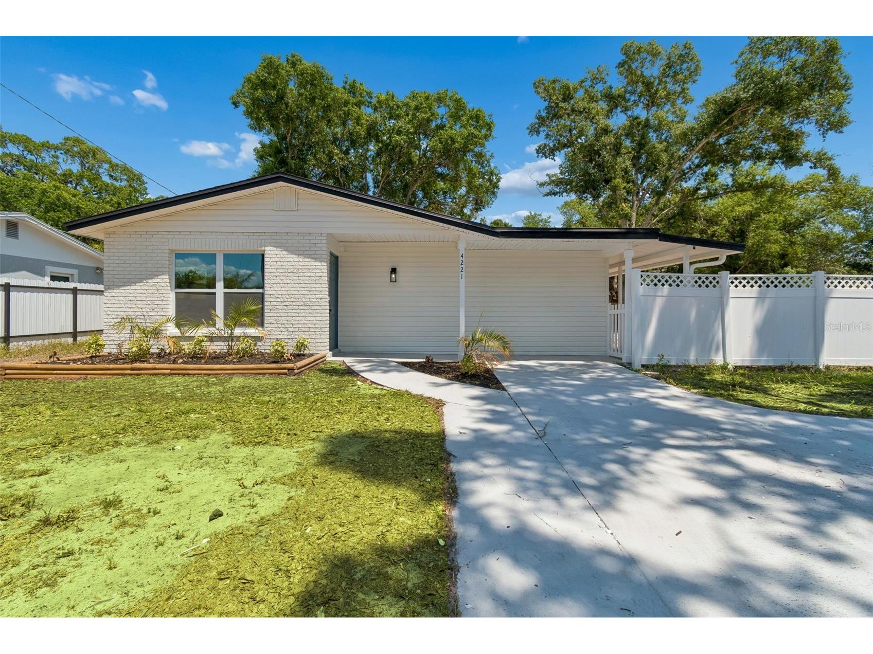4221 Empire Place Tampa FL 33610 TB8504246 image3