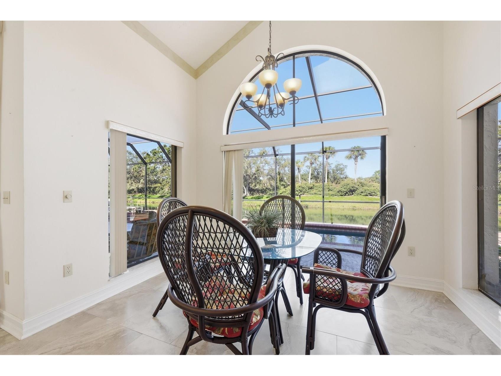 4221 Escondito Circle Sarasota FL 34238 A4679916 image21