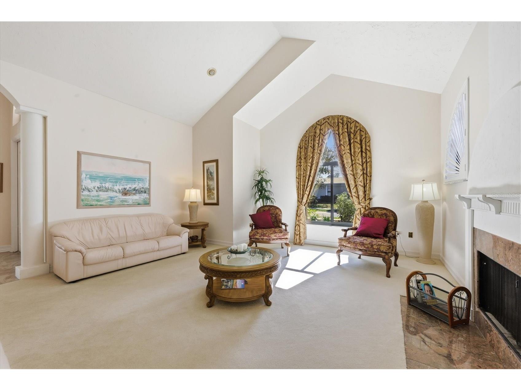 4221 Escondito Circle Sarasota FL 34238 A4679916 image9