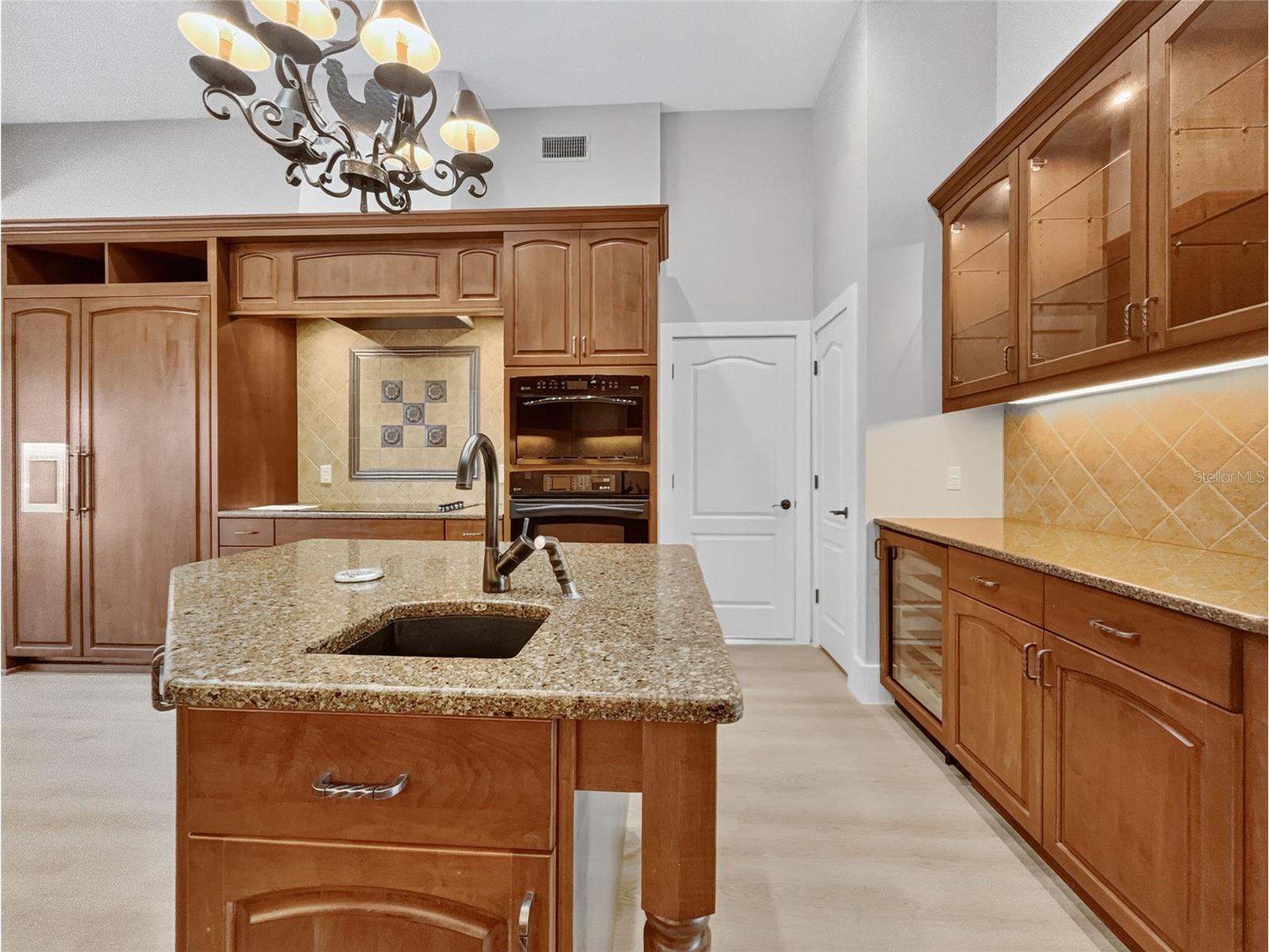 4221 Hearthstone Drive Sarasota FL 34238 A4693372 image10