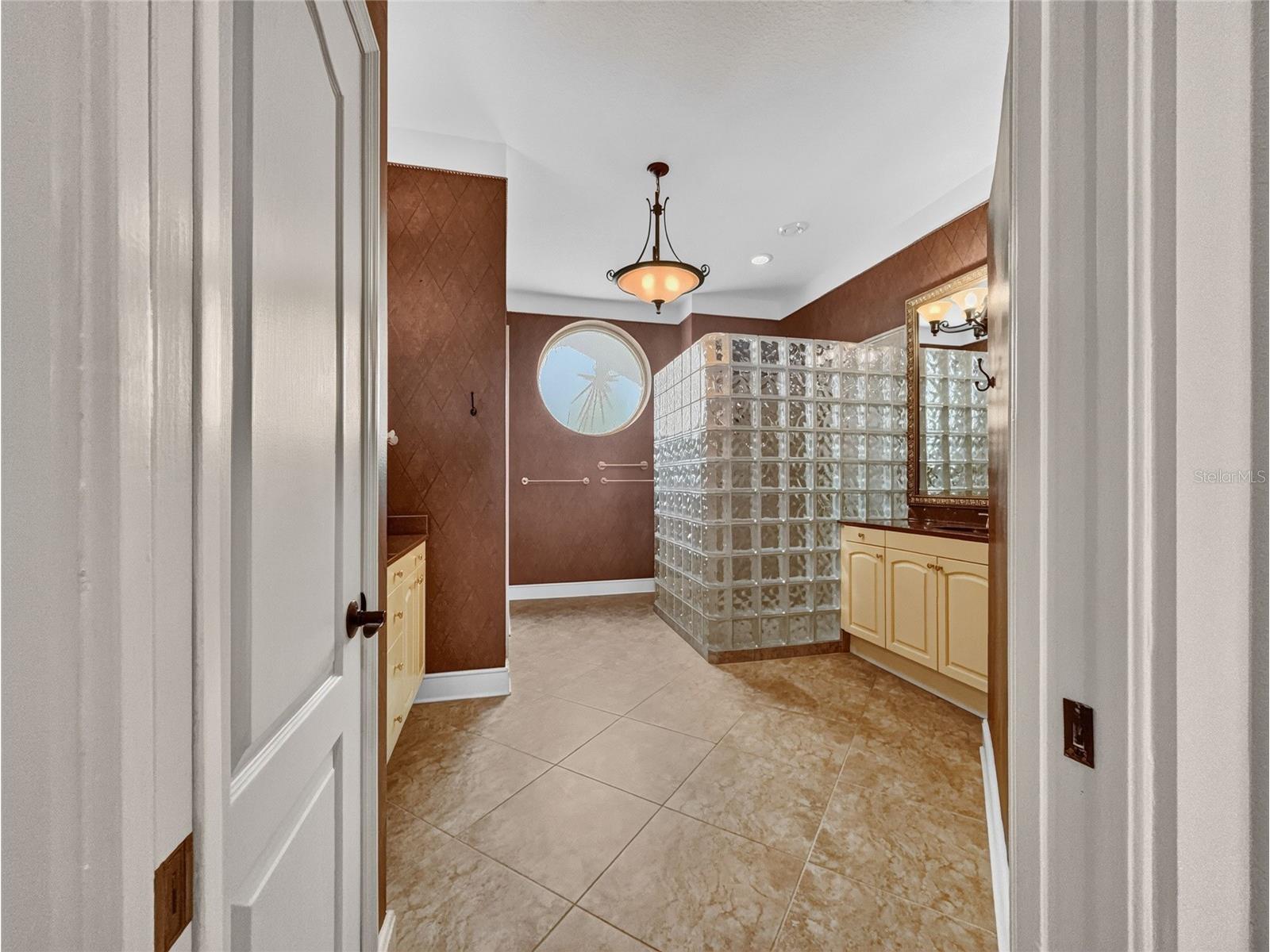 4221 Hearthstone Drive Sarasota FL 34238 A4693372 image19