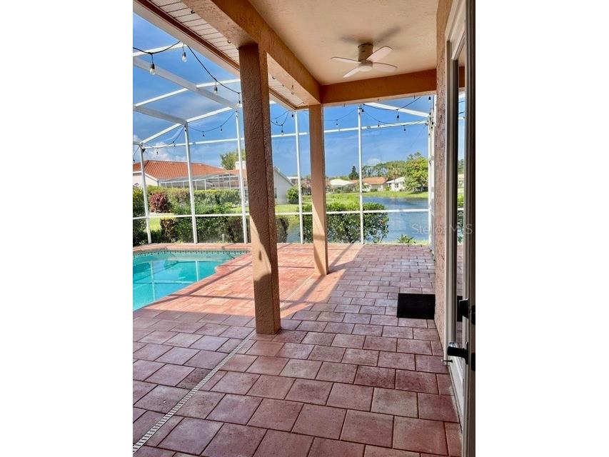 4221 Hearthstone Drive Sarasota FL 34238 A4693372 image33