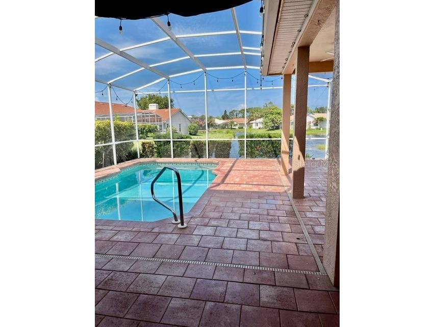 4221 Hearthstone Drive Sarasota FL 34238 A4693372 image35