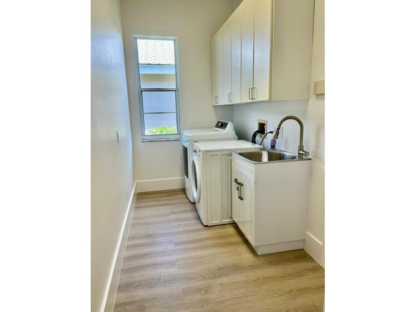 4221 Hearthstone Drive Sarasota FL 34238 A4693372 image37