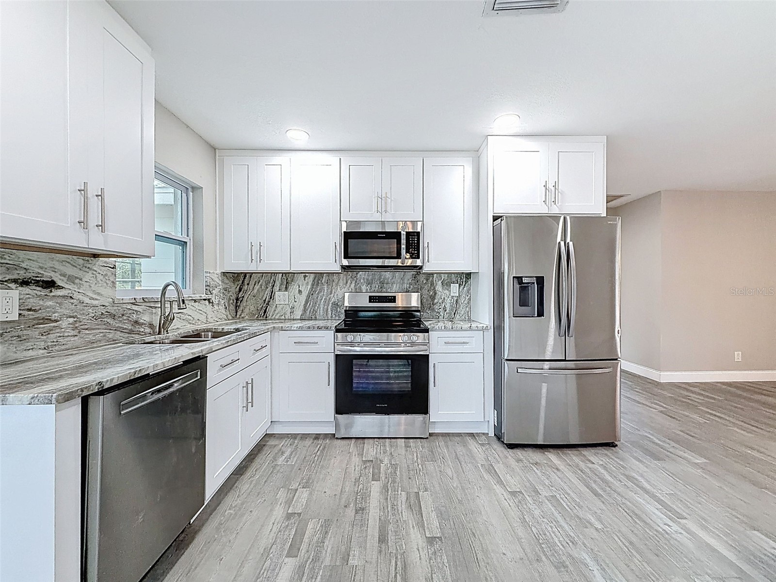 4221 Shore Acres Boulevard NE Saint Petersburg FL 33703 W7884861 image13