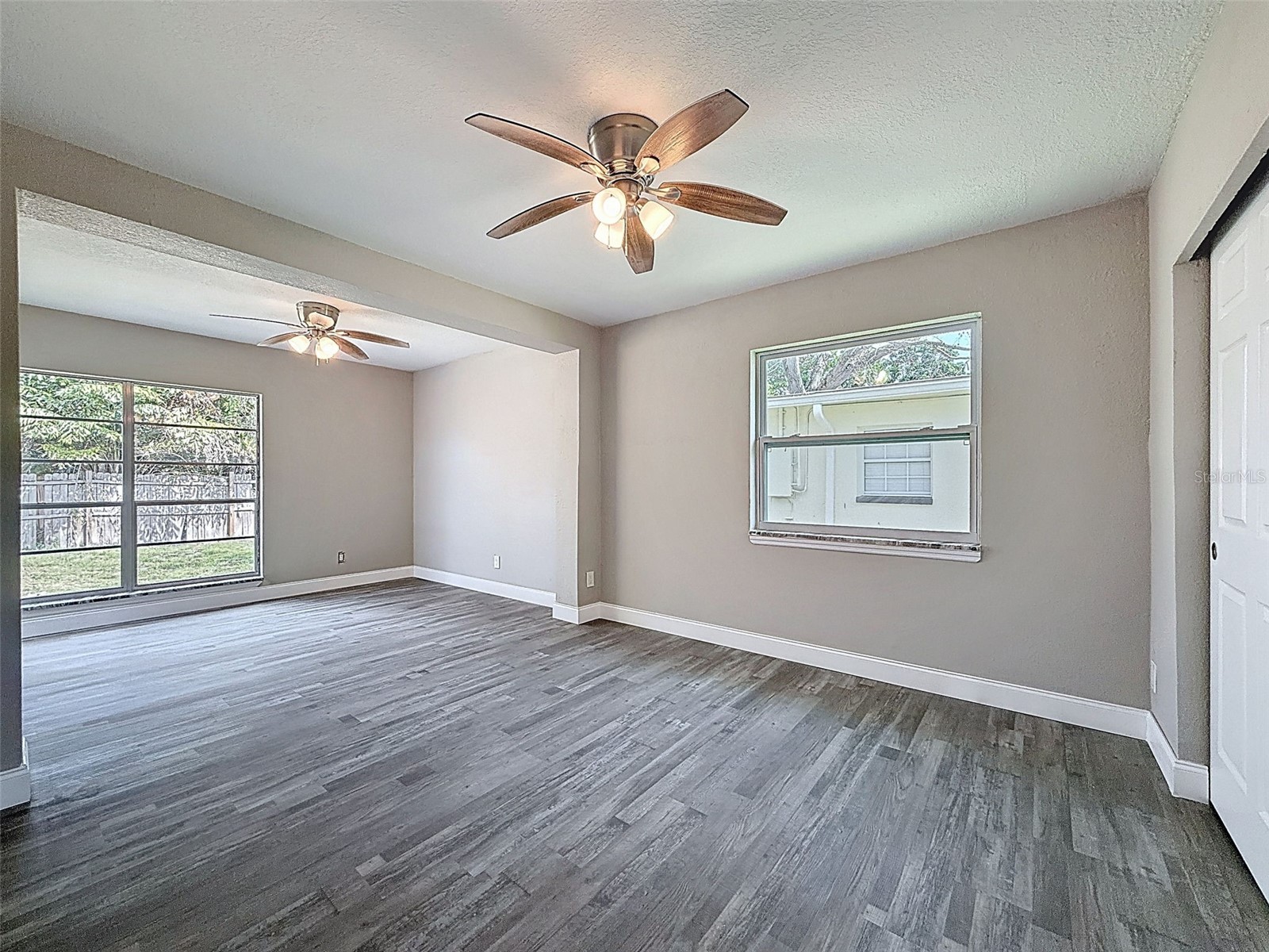 4221 Shore Acres Boulevard NE Saint Petersburg FL 33703 W7884861 image26