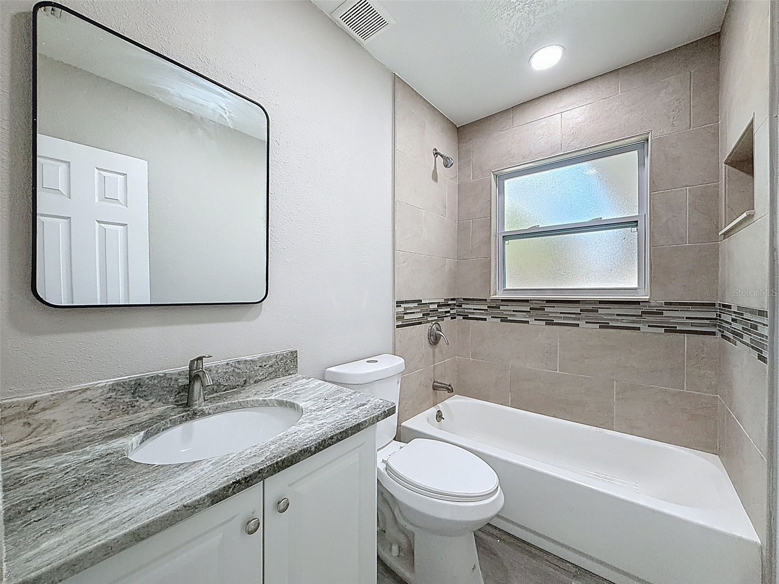 4221 Shore Acres Boulevard NE Saint Petersburg FL 33703 W7884861 image28