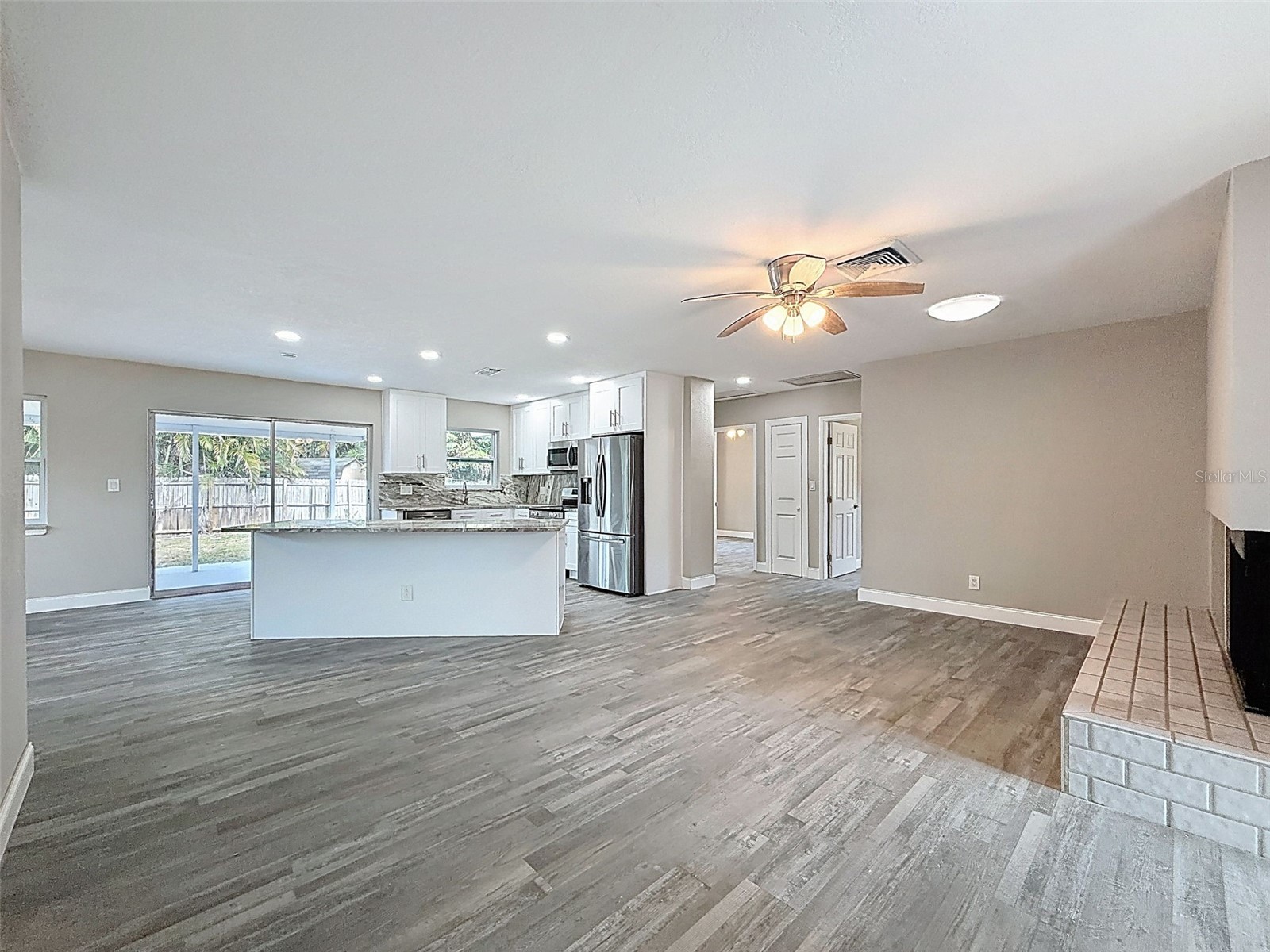 4221 Shore Acres Boulevard NE Saint Petersburg FL 33703 W7884861 image4