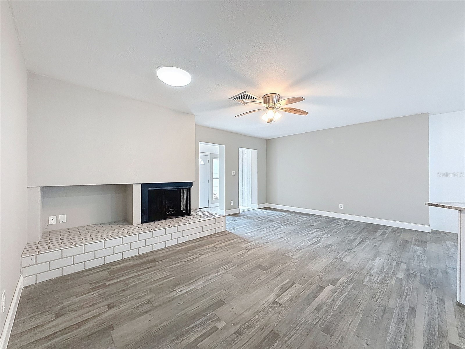 4221 Shore Acres Boulevard NE Saint Petersburg FL 33703 W7884861 image6