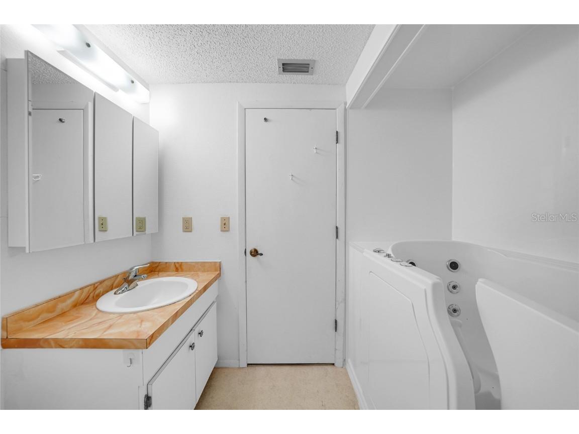 4221 Triton Road Venice FL 34293 C7516569 image21