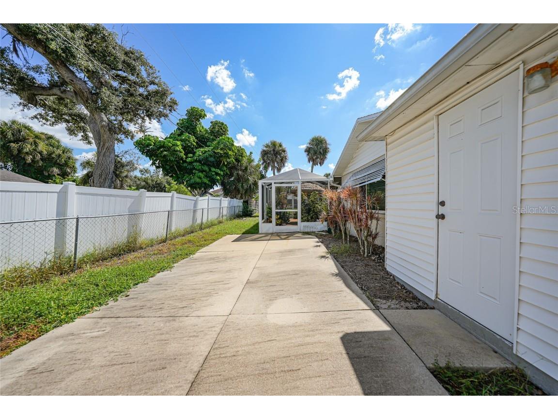 4221 Triton Road Venice FL 34293 C7516569 image32