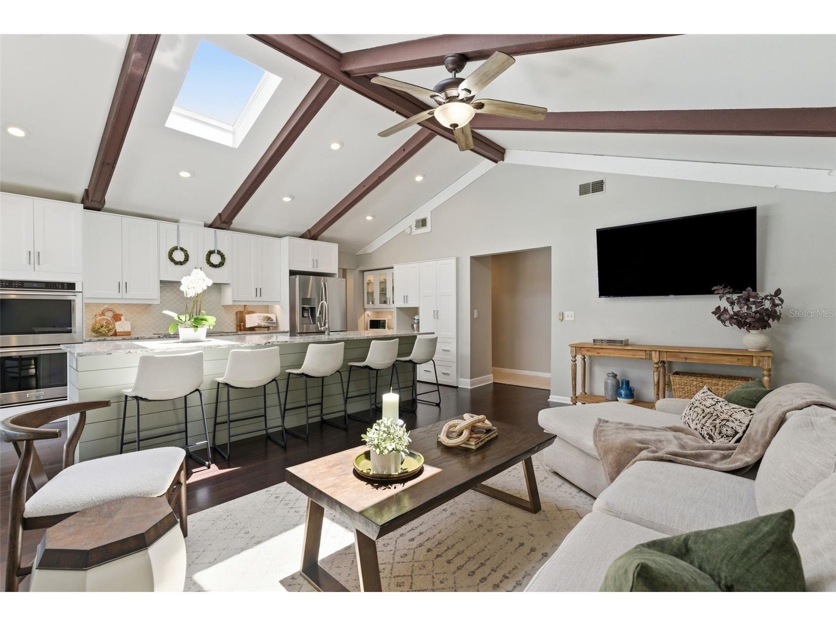 4221 Water Oaks Lane Tampa FL 33618 TB8509306 image13