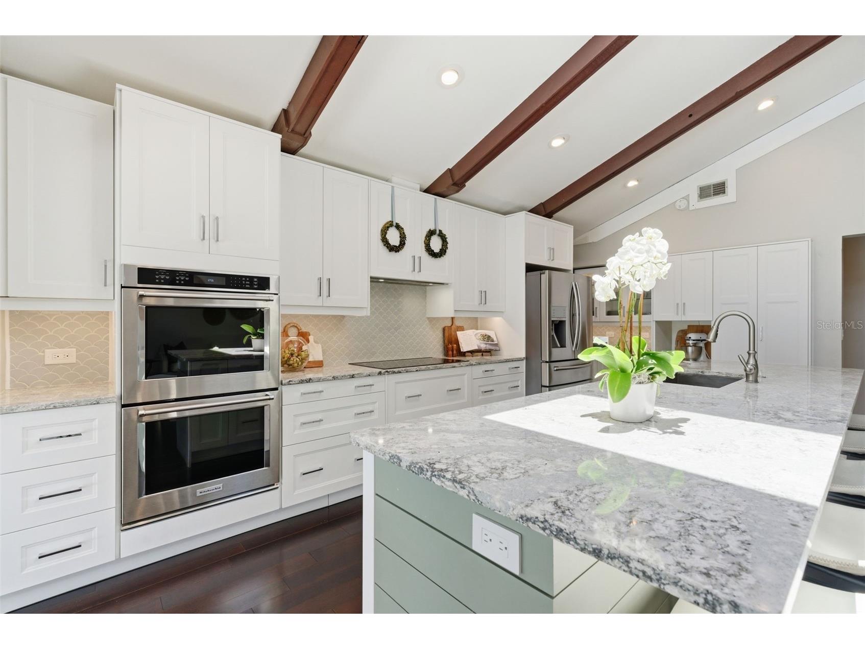 4221 Water Oaks Lane Tampa FL 33618 TB8509306 image20