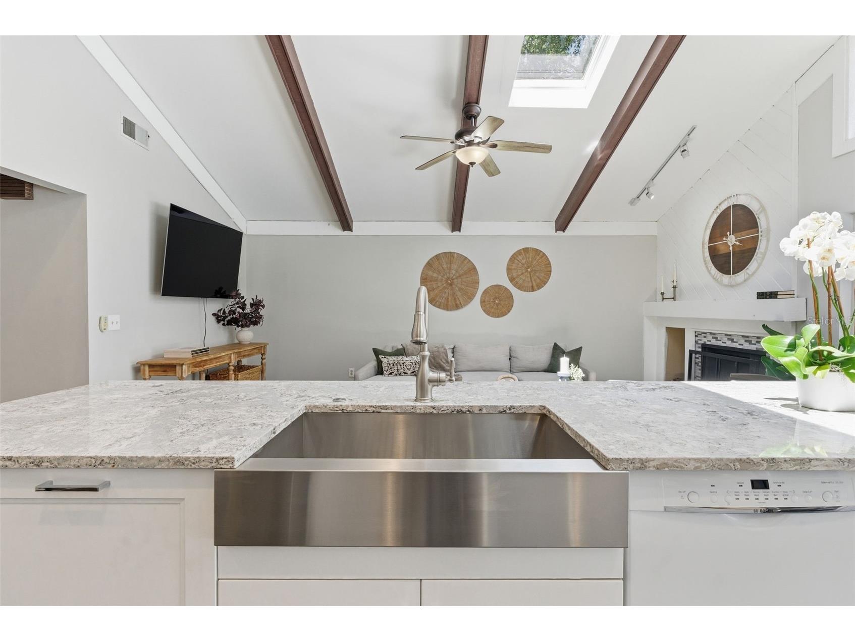 4221 Water Oaks Lane Tampa FL 33618 TB8509306 image22