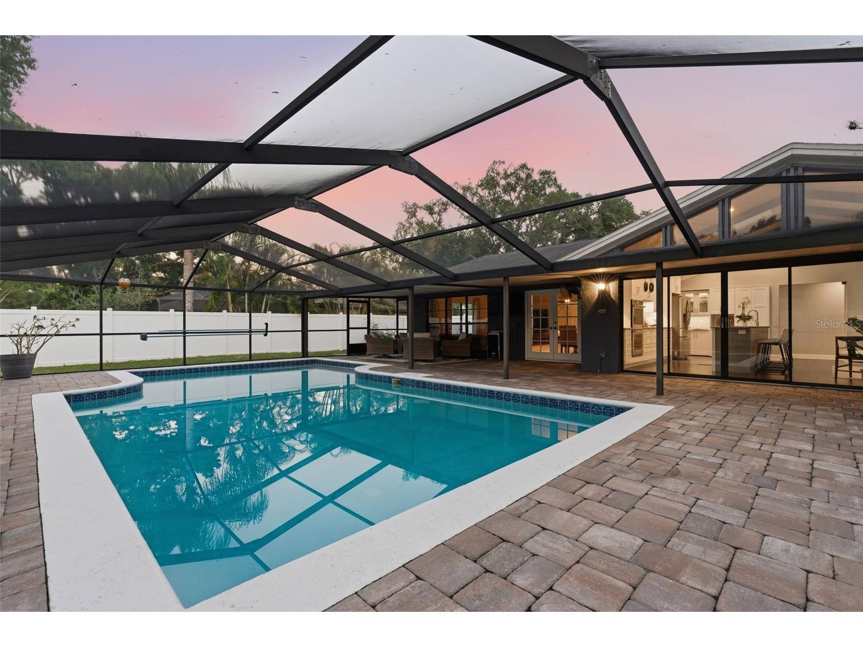 4221 Water Oaks Lane Tampa FL 33618 TB8509306 image43