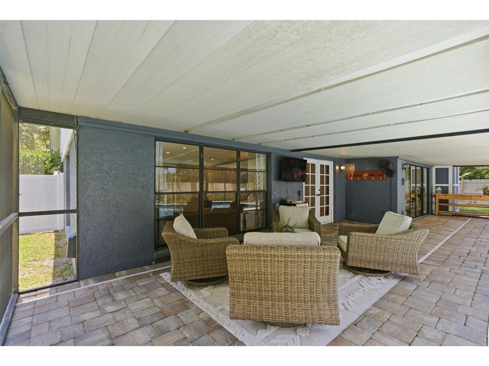 4221 Water Oaks Lane Tampa FL 33618 TB8509306 image51