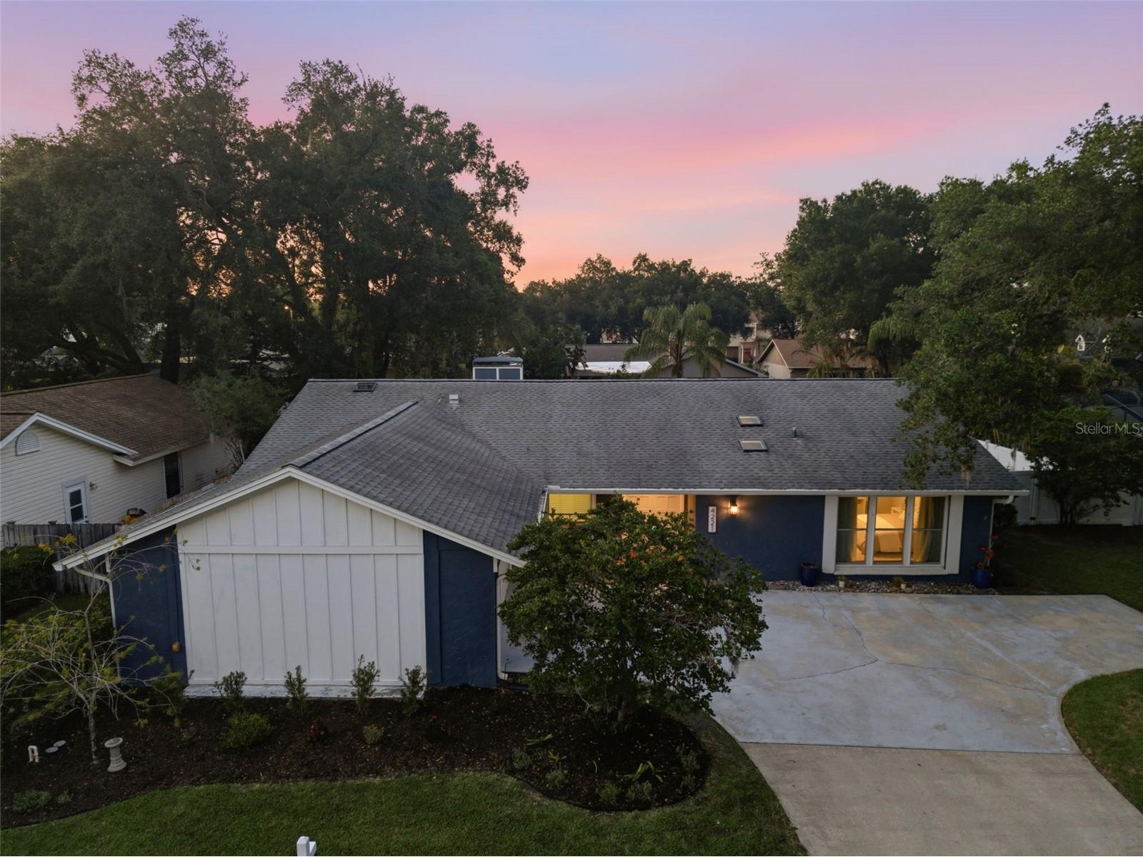 4221 Water Oaks Lane Tampa FL 33618 TB8509306 image84