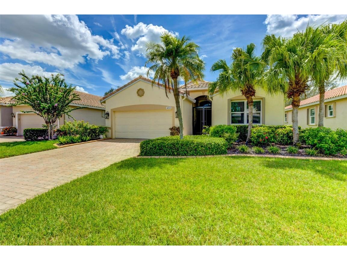 4222 65th Place E Sarasota FL 34243 A4581757 image1