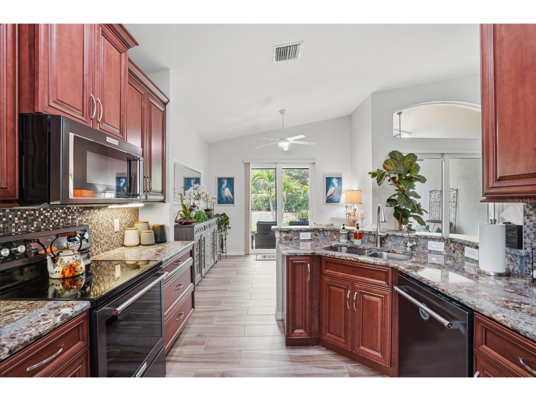 4222 65th Place E Sarasota FL 34243 A4691398 image17