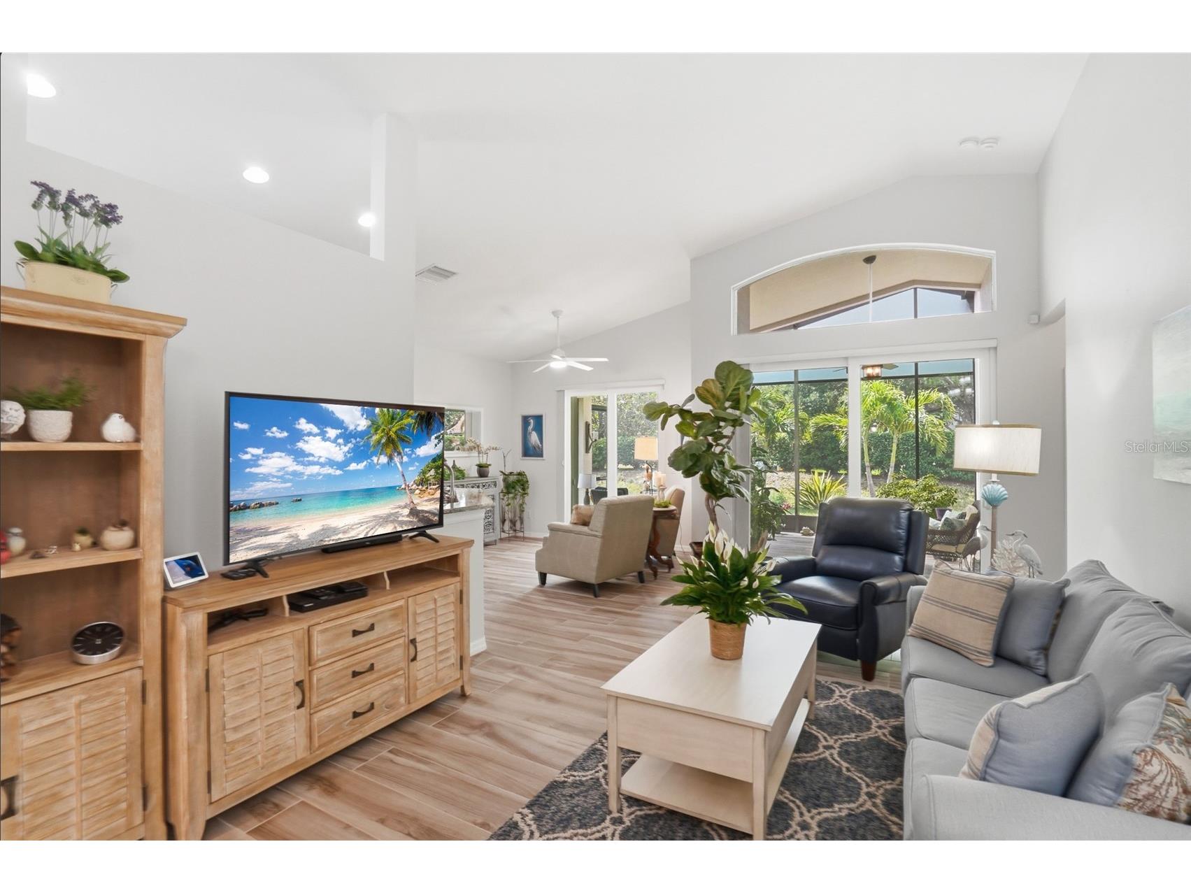 4222 65th Place E Sarasota FL 34243 A4691398 image4