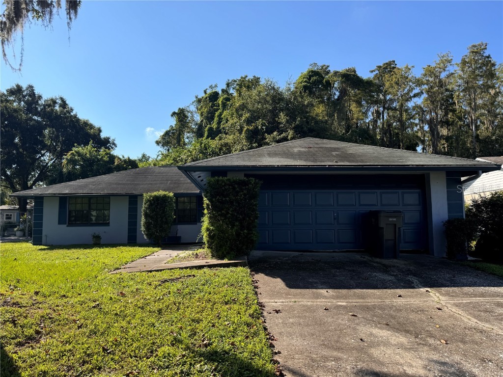 4222 Autumn Leaves Drive Tampa FL 33624 TB8305454 image1