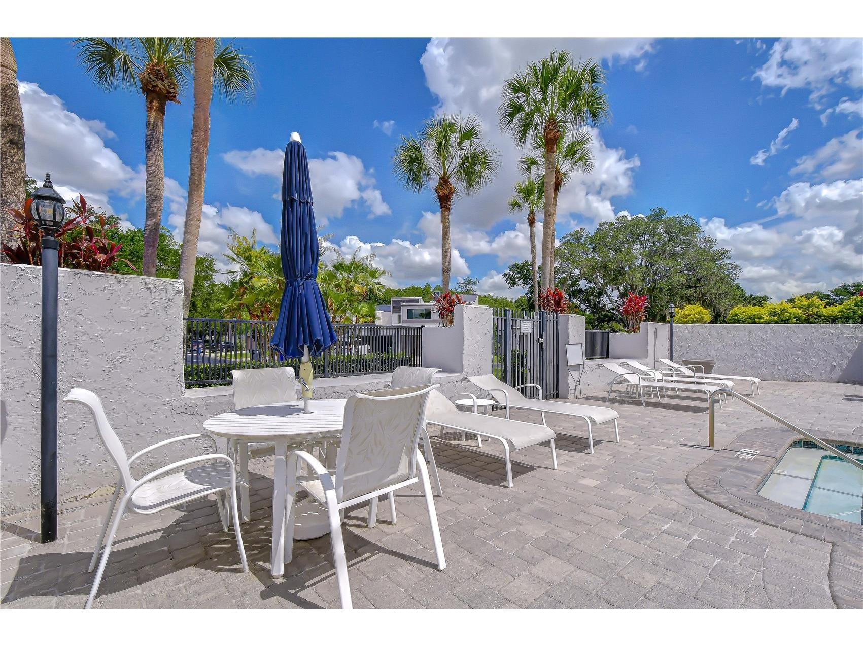 4222 Fairway Circle Tampa FL 33618 TB8508102 image29