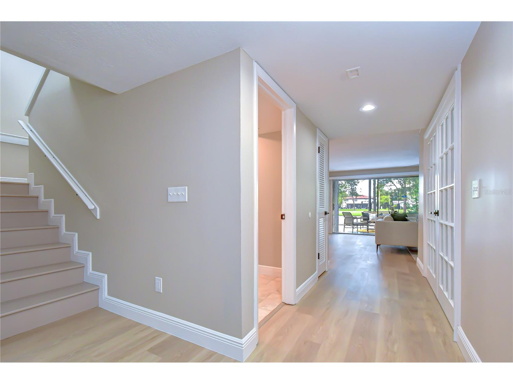 4222 Fairway Circle Tampa FL 33618 TB8508102 image3