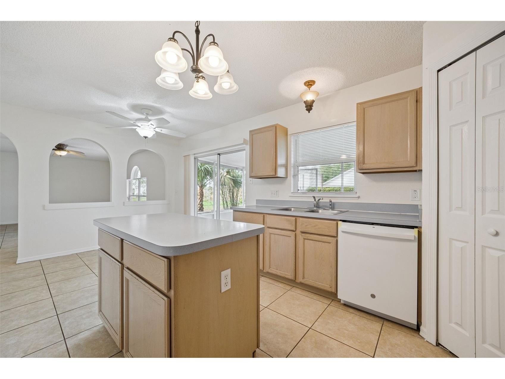 4222 Iveyglen Avenue Orlando FL 32826 O6416154 image12