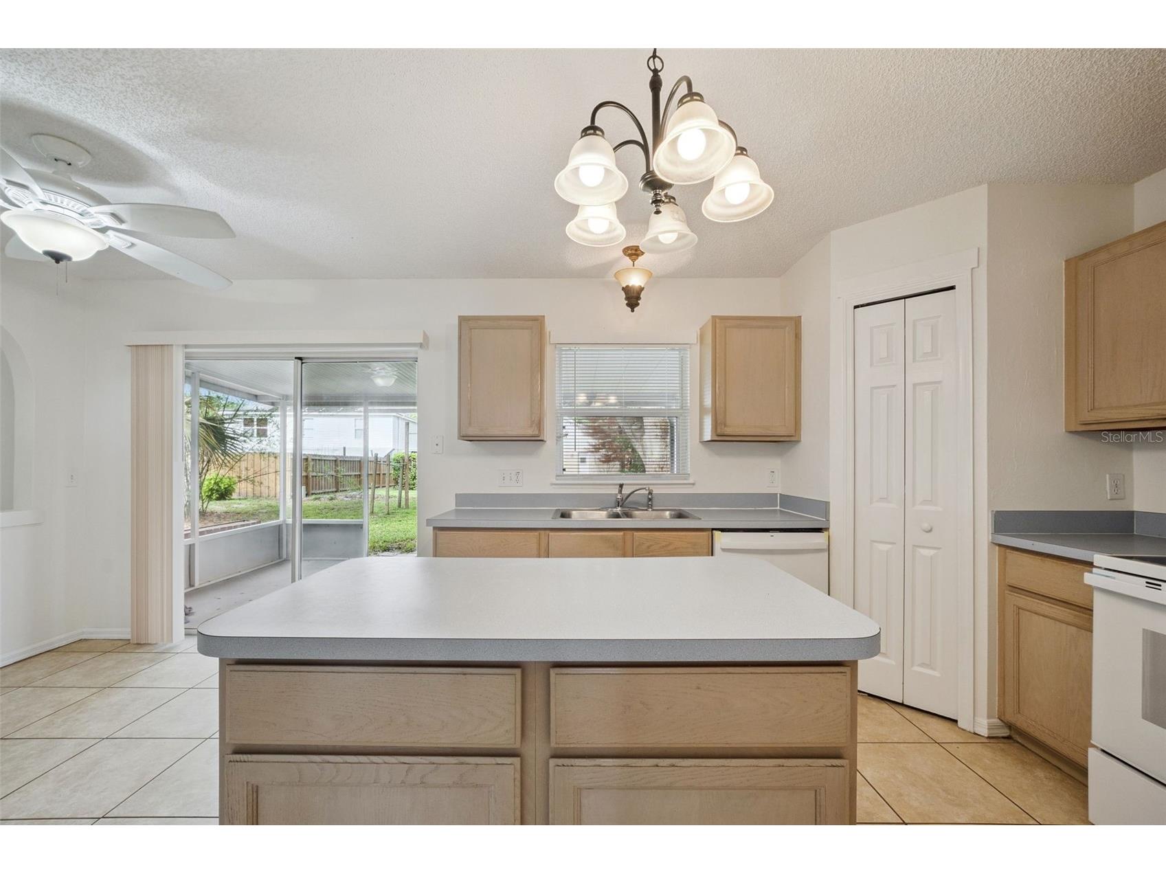 4222 Iveyglen Avenue Orlando FL 32826 O6416154 image14