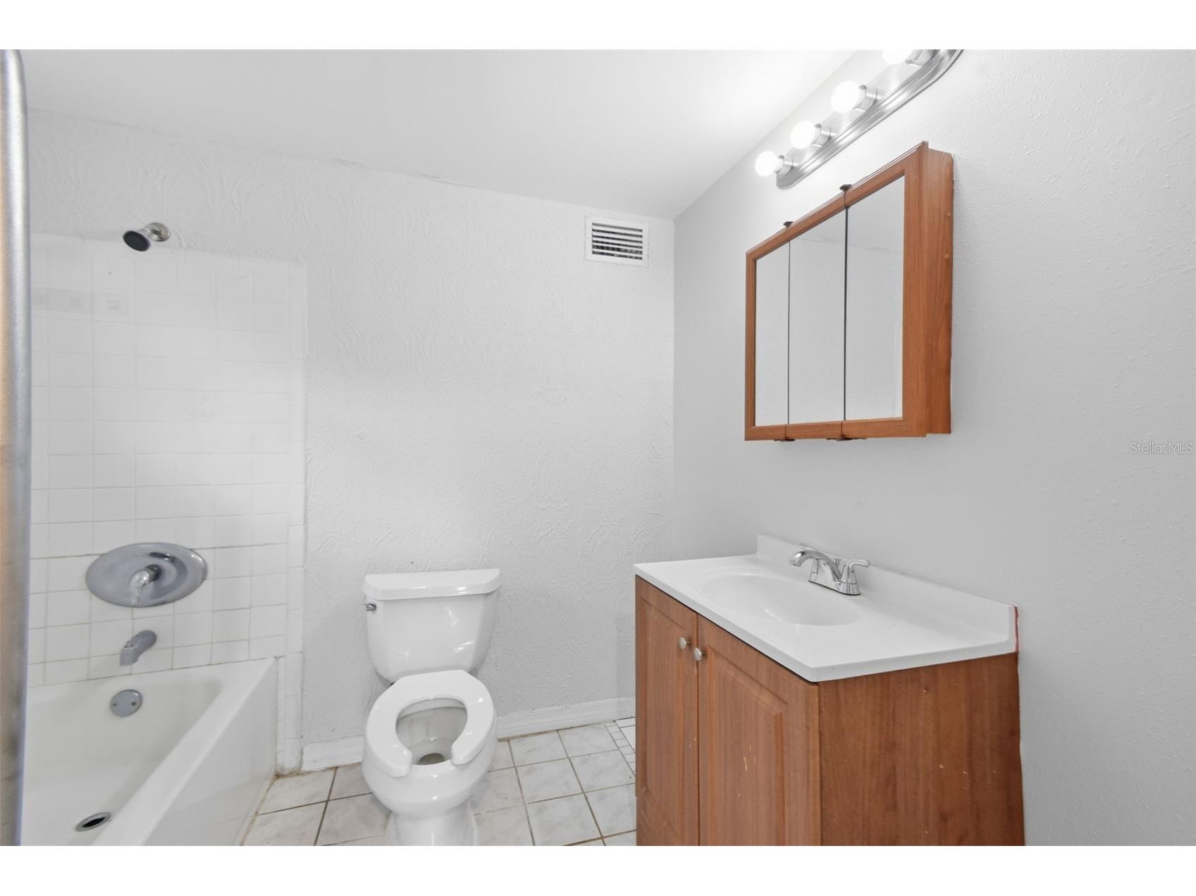 4222 N 14th Street Tampa FL 33603 O6425010 image46