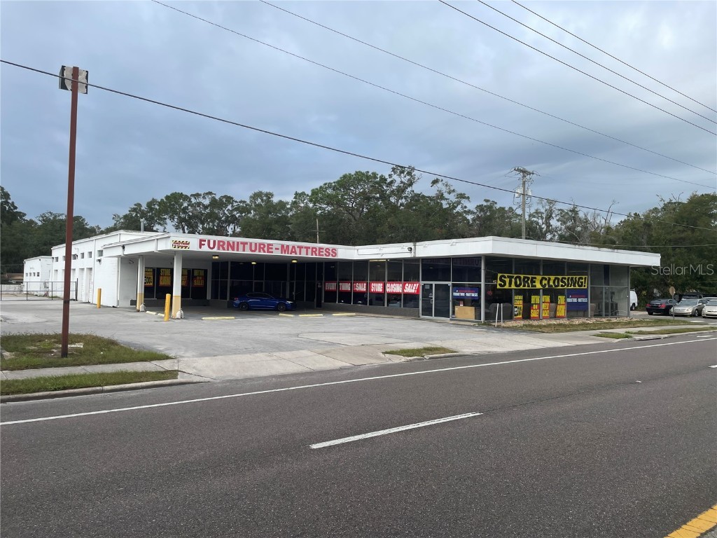 4222 NW 13th Street Gainesville FL 32605 GC525749 image1