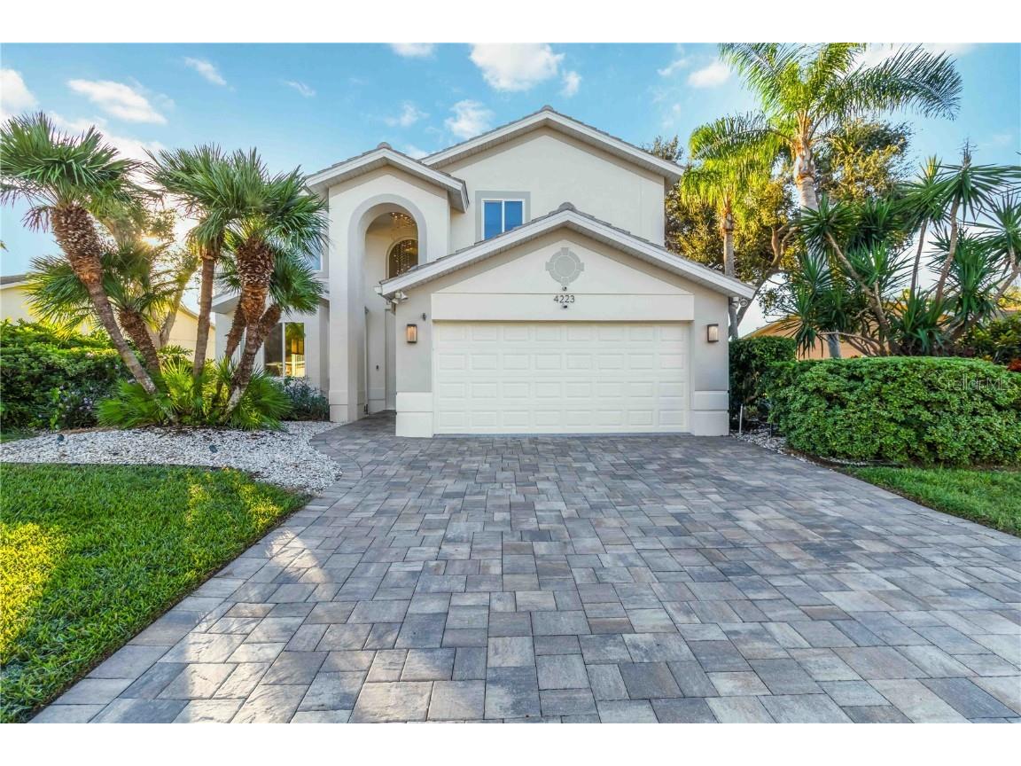 4223 Balmoral Way Sarasota FL 34238 A4668836 image2